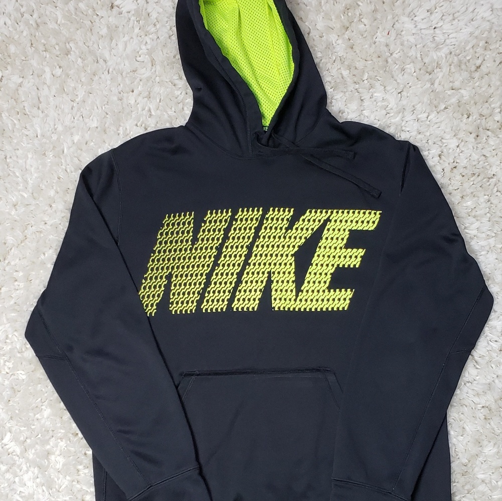 Nike Therma-Fit Hoodie